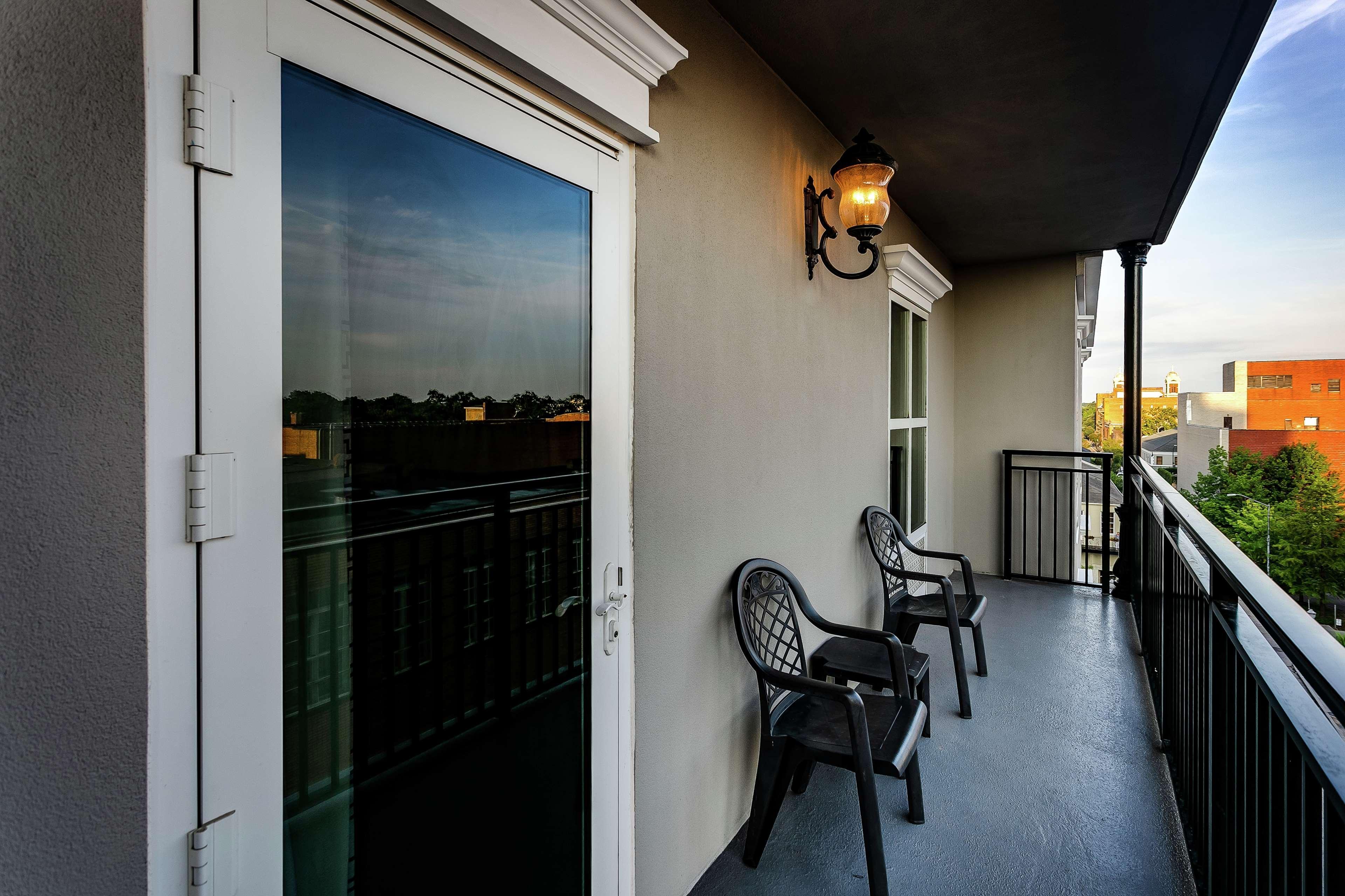 Hampton Inn & Suites Mobile - Downtown Historic District Exterior photo